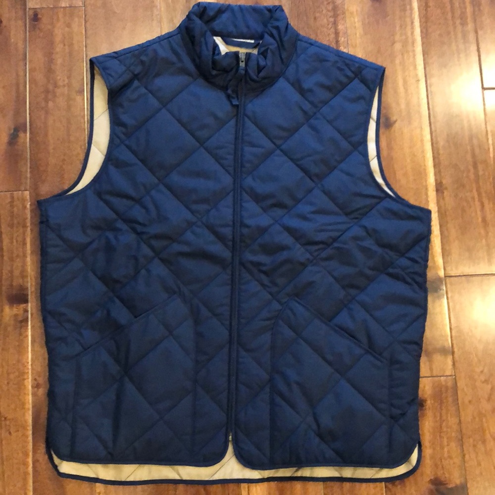Never worn men’s Jcrew Factory quilted vest
